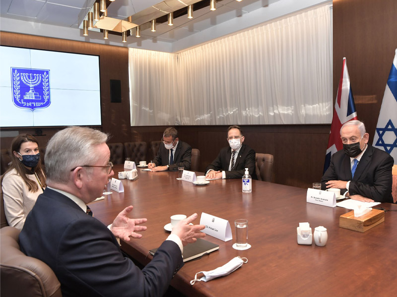 PM Netanyahu meeting with UK Cabinet Minister Michael Gove (left)