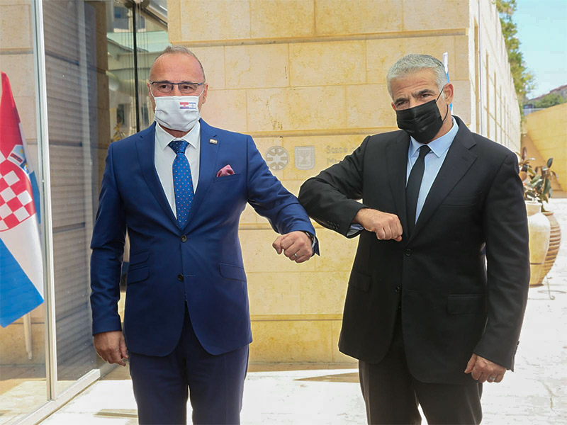 FM Lapid with Croatian FM Gordan Grlić-Radman at the MFA in Jerusalem