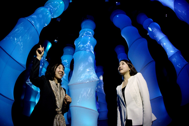 Visitors can be immersed in a simulated underwater reality where 18 8 meter long pillars submerge visitors