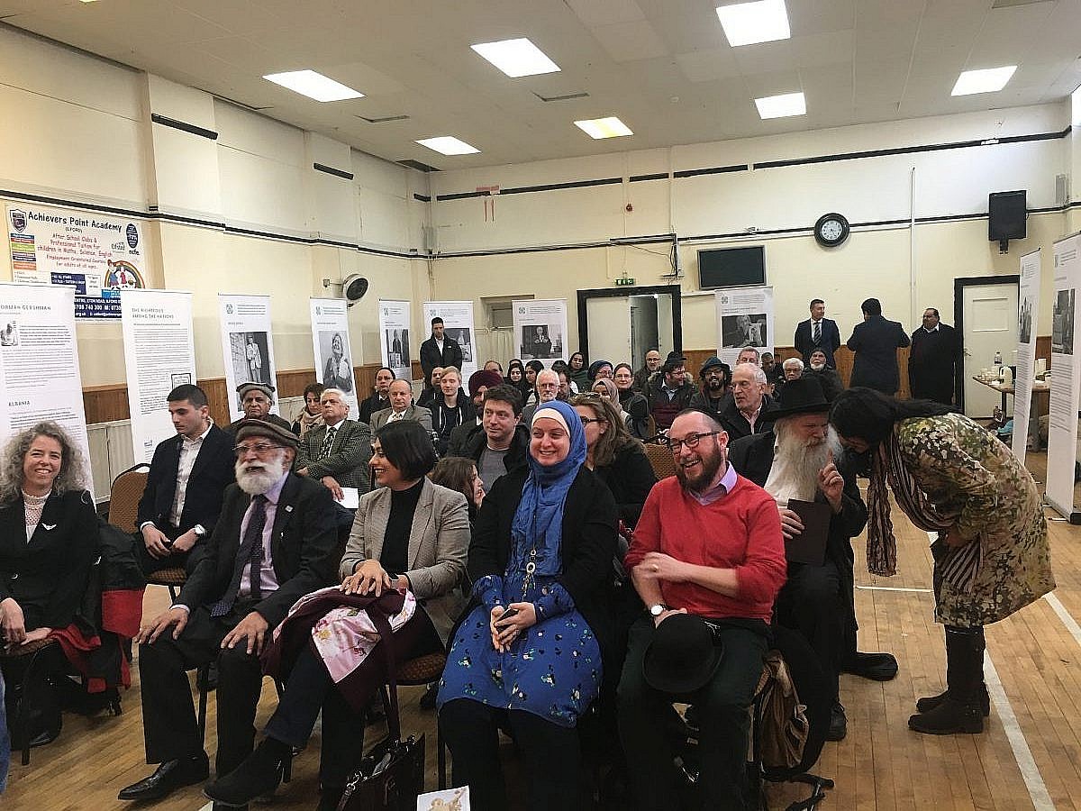 Attendees of Mosque which exhibited Muslim heroes of the Shoah