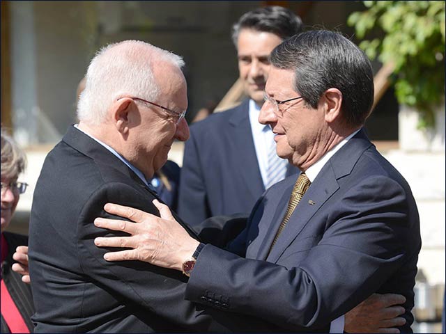 President Rivlin welcoming Cyprus President Nicos Anastasiades to Jerusalem