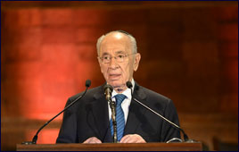 PERES_YADVASHEM_GPO_268.jpg