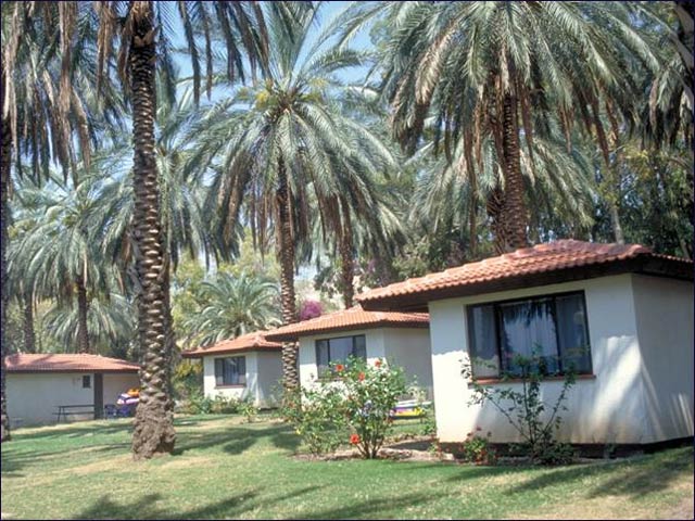 Kibbutz Ein Gev guesthouses