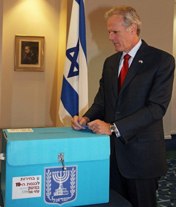 Ambassador Oren Votes.jpg